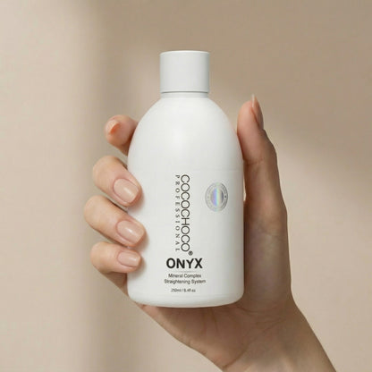 ONYX Mineral Keratin per stirare e restaurare i capelli 250 ml | COCOCHOCO®